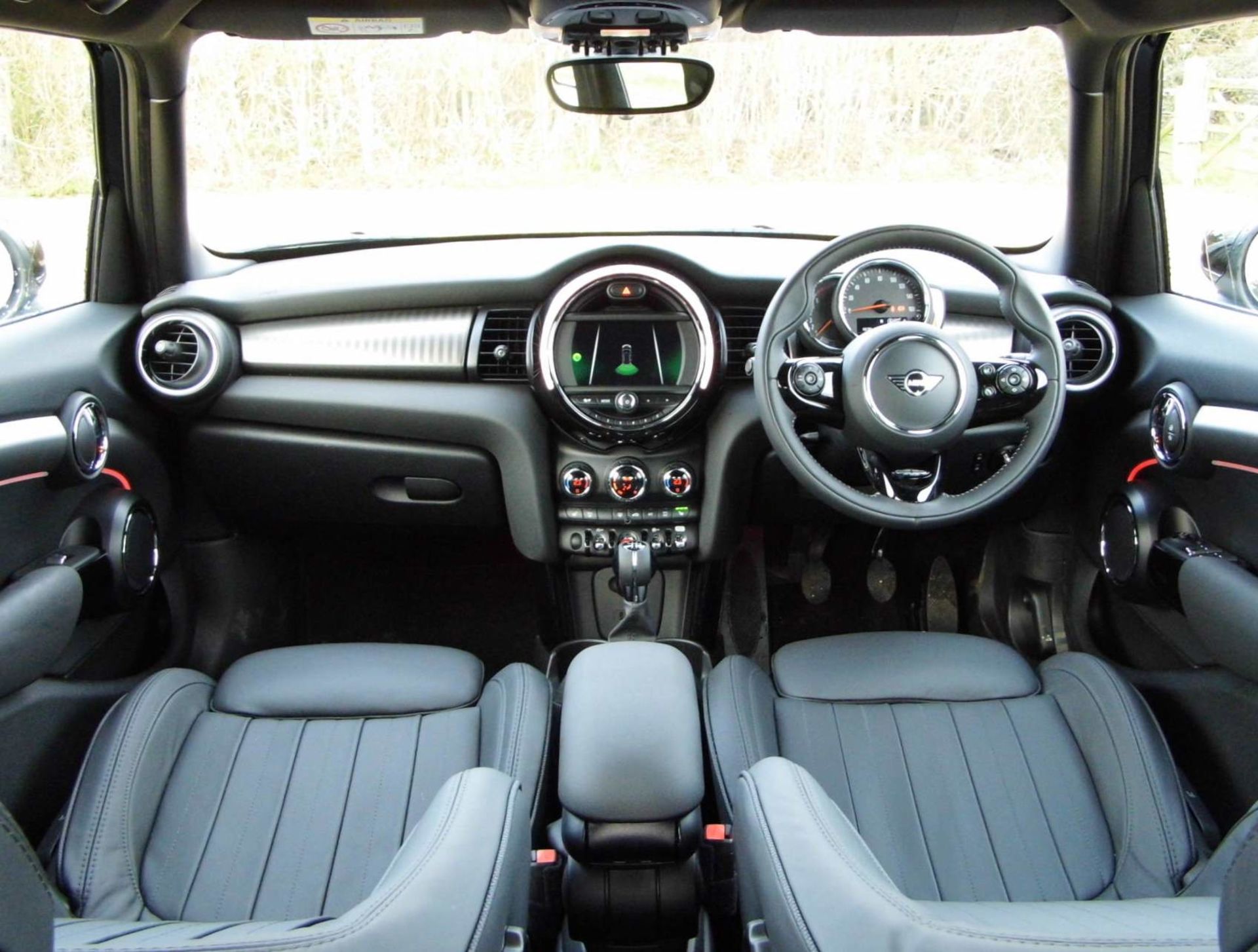 Mini Cooper 5 Door Inside